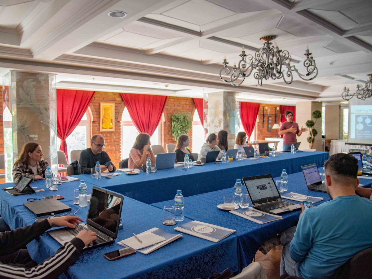 BIRN Albania Holds Training on Data Journalism for Young Journalists