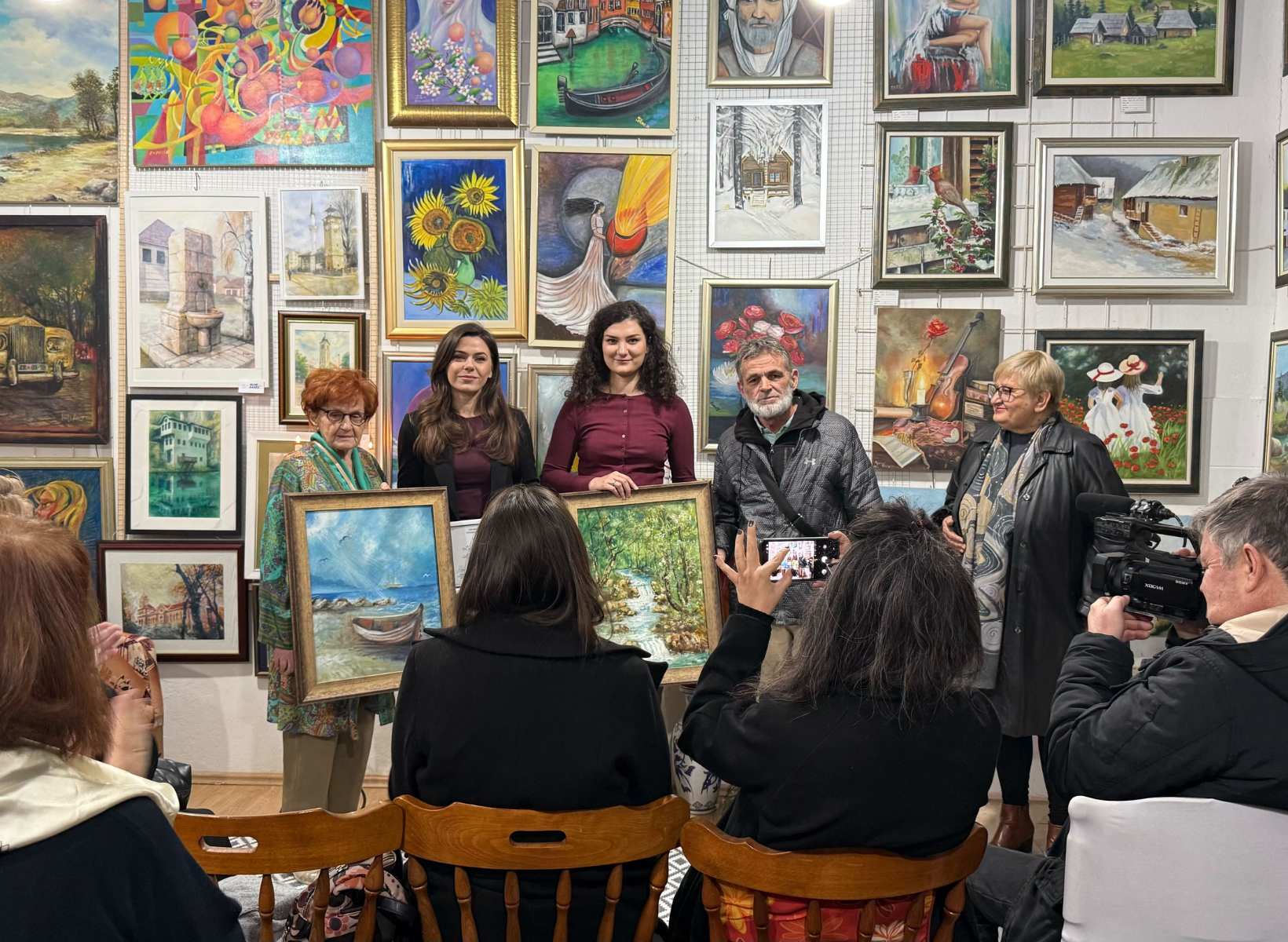 Bosnian Detektor Journalists Awarded for Reporting on Srebrenica Elderly